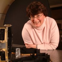 Portrait photo: Gillian Wright, space scientist